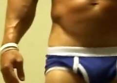 Bodybuilder Posing Room