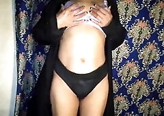 Desi beauty Zoya Rubab's first solo reveal you don't want to miss