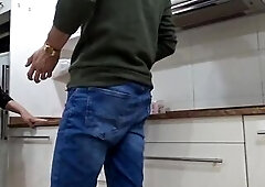 This babe places an order and when the delivery chap arrives this guy has to pay her with sex