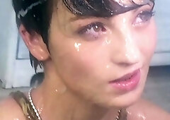 Plainjane amateur facialized after some sex