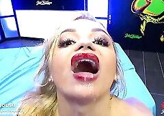 This raw GGG John Thompson group sex features a excited blond who eagerly services a crowd of thick knobs. In this raw GGG production by John Thompson