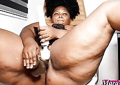 Solo Black Plays With Twat Untill That babe Squirts - Mara Exotic