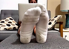 Hairy man Guy Obsessed With Tonguing And Blowing Bootless