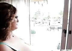 SSBBW Erin Green Likes Latino Dong