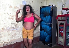 Seductive room dance performed by a charming Deshi lady