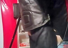 - Leather master et son passif.