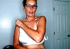Hd videos, in english, mature mom