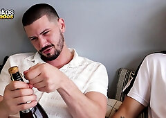 Acquaintance revved Paramour