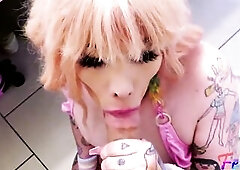 large ass blond trans starlet Harlee Chanel actually indeed desires to get dicked down, so much so that this babe gets that bubble booty warmed up in 