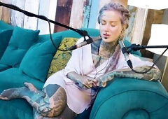 Anuskatzz tattoo model ASMR C - creativity - Podcast talk