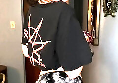 Amateur webcam babe dildo masturbation