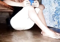 I Can't Interrupt My Online Games So Im Pee In Here