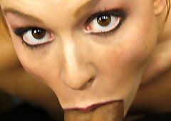 Jamey Janes Sucks a Cock After Getting a Tattoo - AltErotic