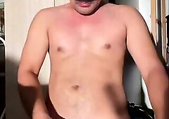 Tele - Face mask boy jack off and perfect cumshot!