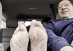 I SCORED SOME VERY SMELLY HOMELESS FEET IN PHILADELPHIA