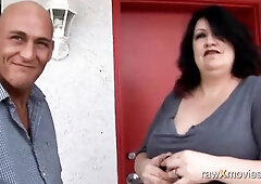 BBW STEPMOM gets naked & eats thick knob