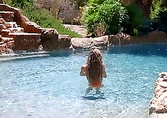 Tranny hot girl Jade Venus enjoys ass fucking with Dante Colle & Steve Rickz