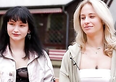 Pleasant Longing on the Tongue – Strawberries, Cream and Pussyplay