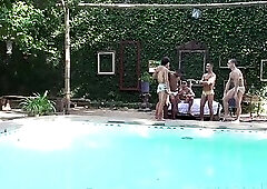 BEAUTIFUL POOLSIDE ORGY