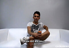 CZECH ASS BANDIT AUDITION - LUKAS (7709)