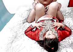 Driver Has Sex With His Mistress When She Was Alone In The Room Watching Tv