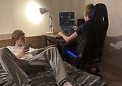 Twink wanted to and unhooked the guy from the game and began to give a throat, after which he sat