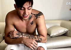 EastBoys.com - Cute and athletic amateur cumshot outdoors