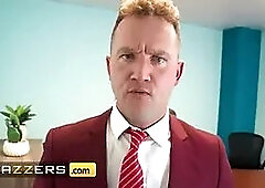 Brazzers - Jewelz Blu turns office fest into a hot threesome with Van Wylde and Alex Jones