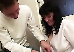 Old Woman Fuck Tenn Boy and gets Cumshot