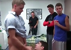 student 18+ blowing dick on knees for fraternity