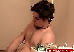 Hairy Maxx shows off undies likes to wank in the bathroom