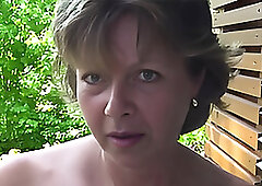 Busty MILF shows her pussy in a close-up