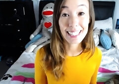 Sexy hottie Anetta Keys enjoys a solo toy masturbation