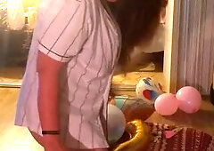 Hawt step mommy in brassiere and pants popping balloons with cigarettes, gets her lustful and cunt wet