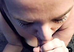 POV AMATEUR FELLATIO PRINCESS COMPLIANT ON KNEES