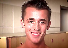 Twinks Get Frisky in Hot Steam