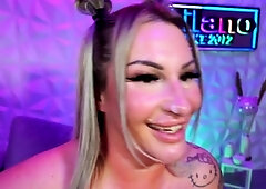 Blonde MILF with Big Boobs Playing Cam Free Porn