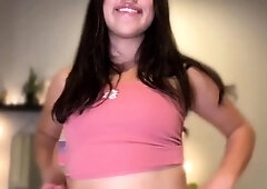 amateur vip ass masturbating on live webcam