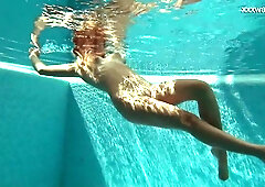 Angelic Vyvan Hill's xxxwater trailer