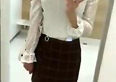 absolutely beautiful crossdresser cums handsfree 4