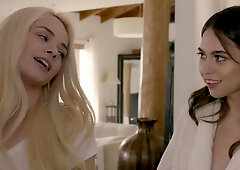 The Lesbian Experience - Riley Reid sensual kissing