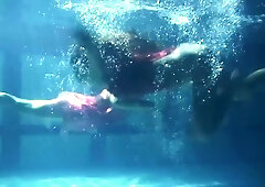 Siren's swimming pool movie by Underwater Show