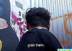 Dodgy bar client blows the bartender in the toilet