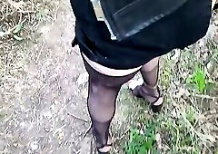 Show off your Mini Skirt in JeaNs, Open CuL on a Parking. VaneSsaBiTCHx PariS ChienneTrvprod91