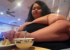 SSBBW Brianna's Fat Fetish Clips - Ssbbw Lunchdate: Eating,