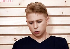 Trans dominatrix-bitch jerks in advance of tugjob and bareback banging during this kinky hardcore session in sexy sauna