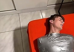 Momifié, baisé, vidé