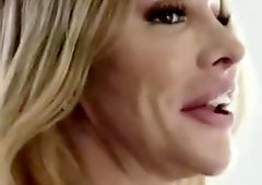 Bigtits Shemales Casey Kisses and Marissa Minx hot anal sex