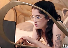 Hot Cam Teaser Whitney Wright is really Tight