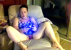 Gal In Concupiscent Mini Suit Widens Her Legs So U Can Watch Her Pants